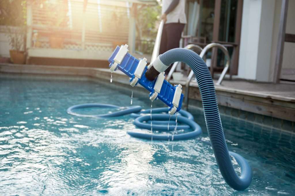 Comment entretenir correctement une piscine ?